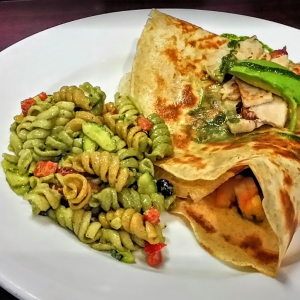 Crepe California style with turkey and avocado