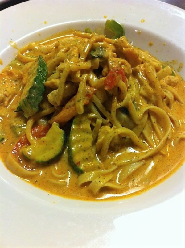 Fusion Thai food with FETTUCCINE only in Fremont