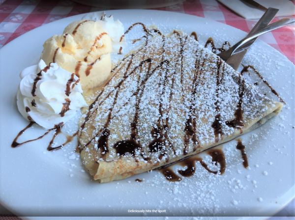 Simple but delicious chocolate nutella crepe.
