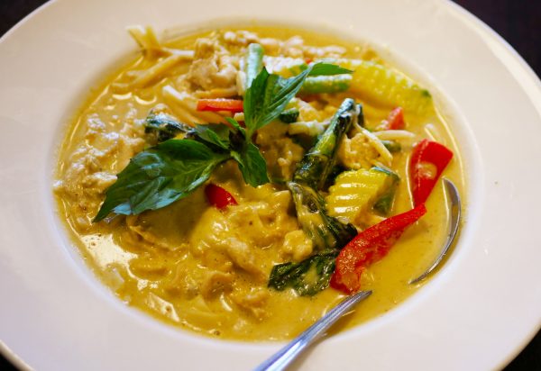 Fusion Thai food. Curry with FETTUCCINE only in Fremont.