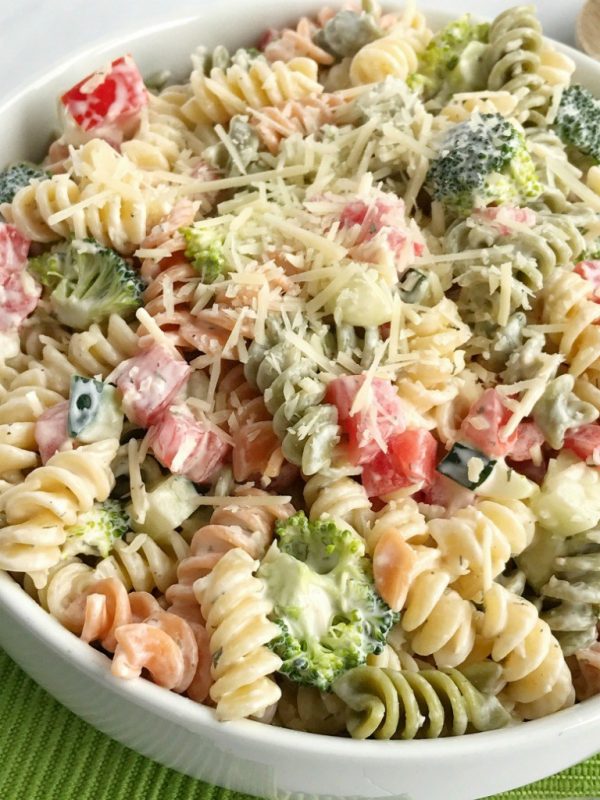 Le moose's home-made pasta salad